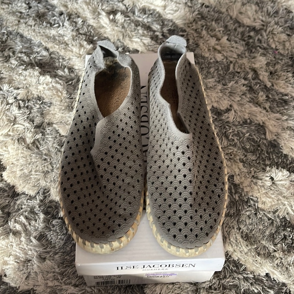 Ilse Jacobson tulip grey slip on size 38